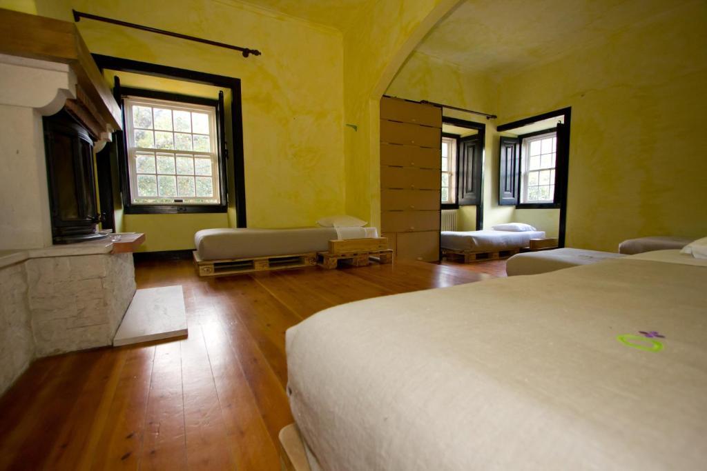 Almaa Sintra Hostel Стая снимка